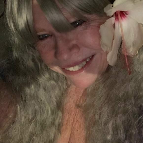 Meet your posher - Picture 11 of 16